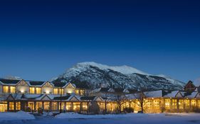 Coast Canmore Hotel & Conference Centre